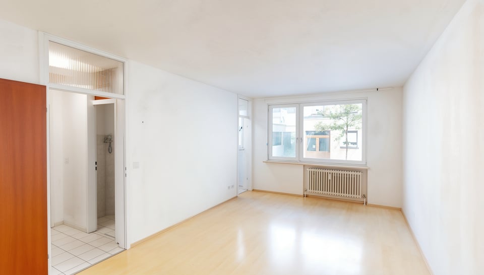 Wohn- Schlafbereich (KI leergeräumt)