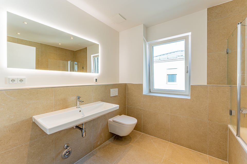 Badezimmer 1.OG