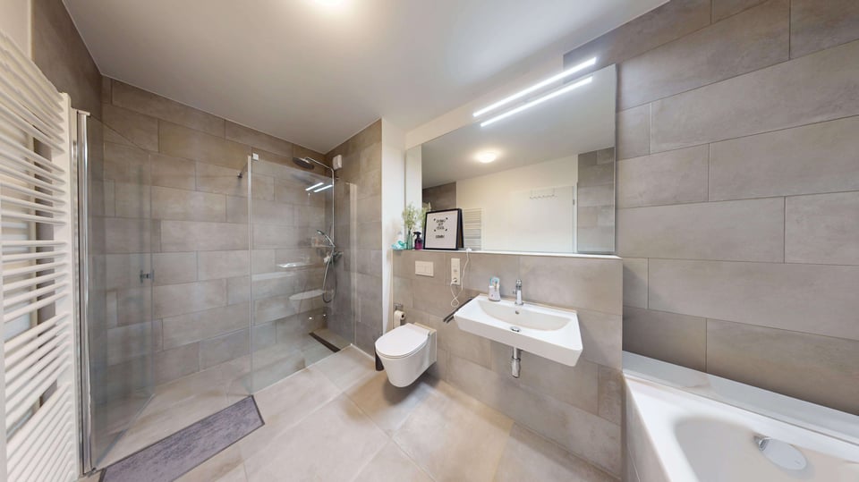 Badezimmer 1OG 23081